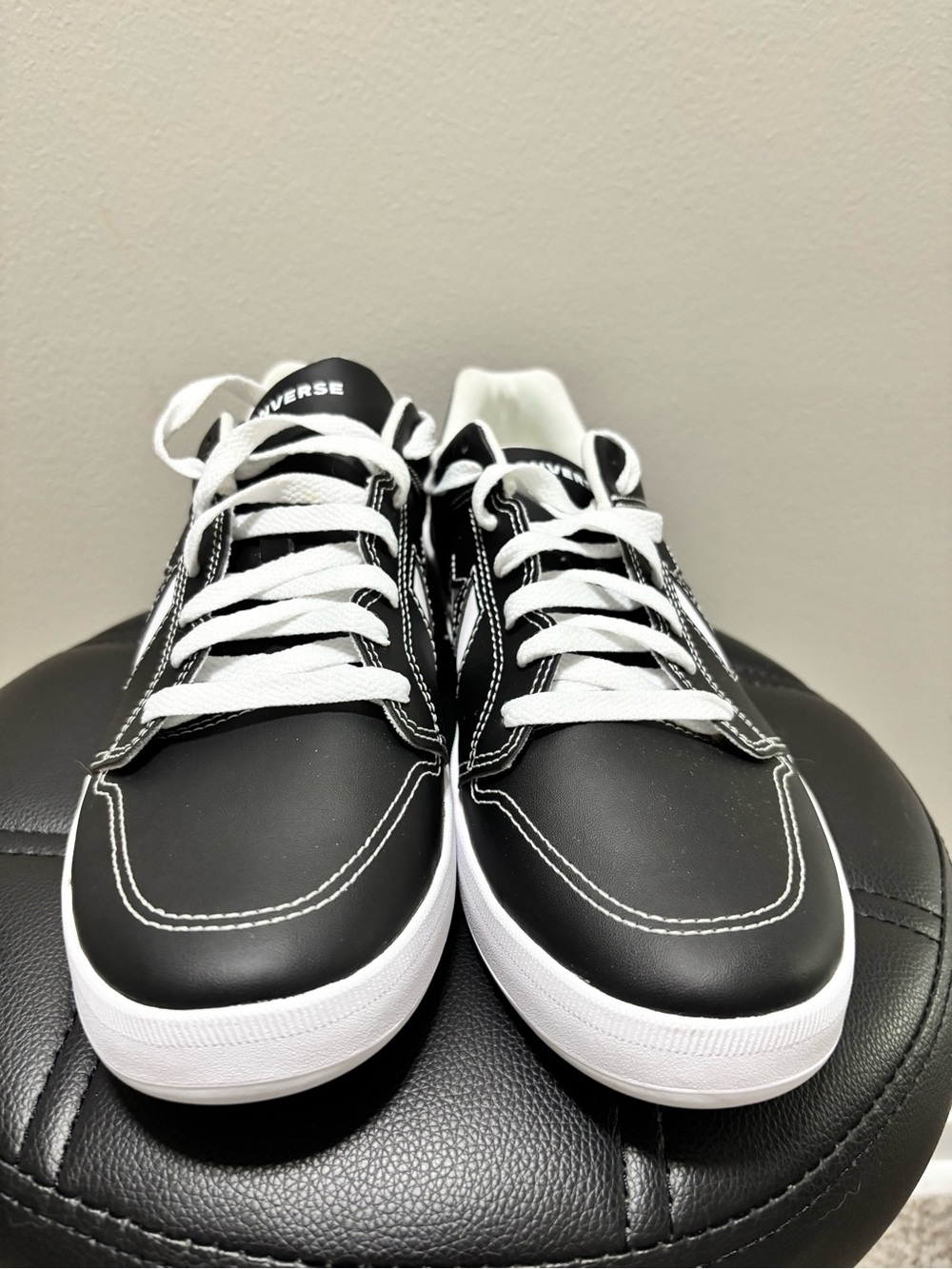Unisex Converse Day 1 Court Classic Sneakers in the black and white W 10.5 Men 9 - Picture 4 of 5